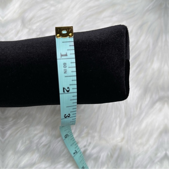 Dior Beauty Pouch in Black Velvet Material - Picture 7 of 11